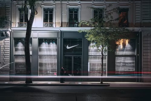 Nike уходит из России